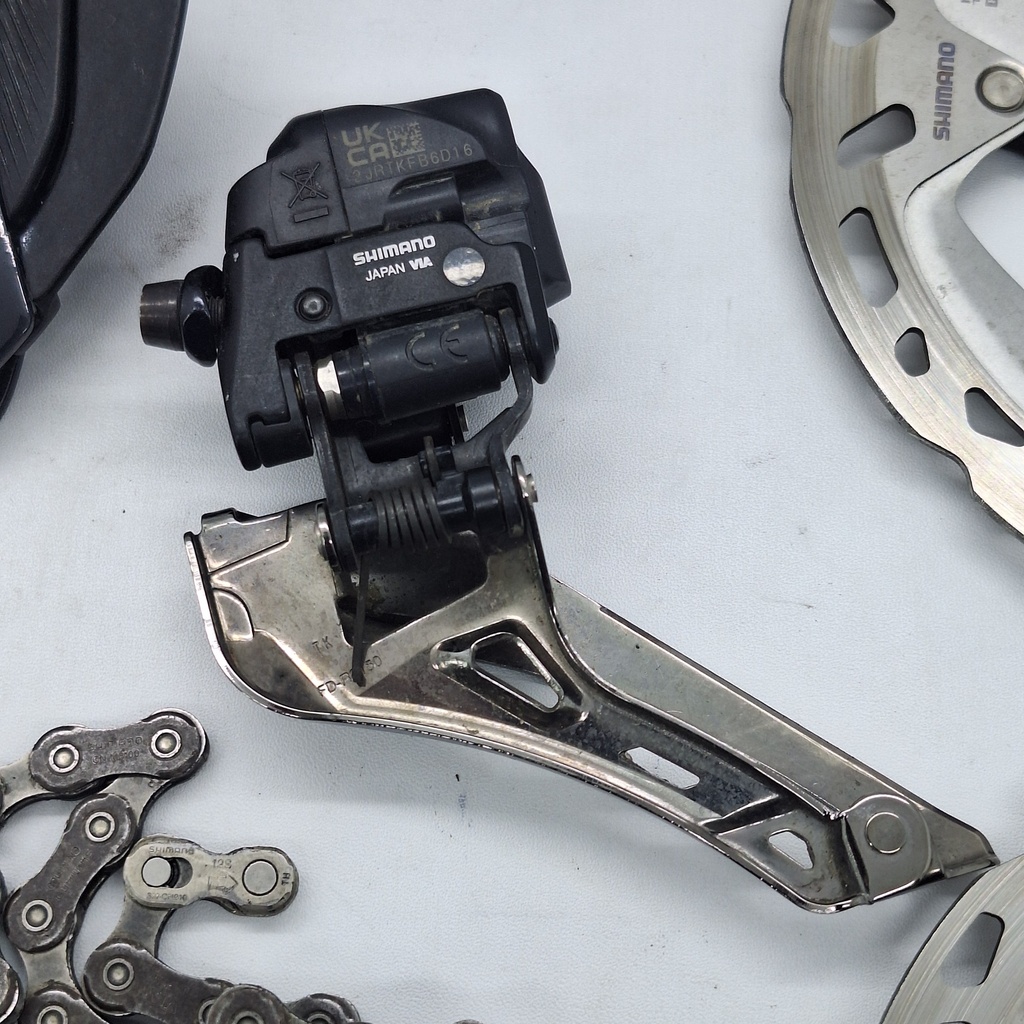 (Used) Kit Set SHIMANO Ultegra Di2 12 speed R-8170 (brifter,caliper,fd,rd,rotor,chain,Battery,Charger)
