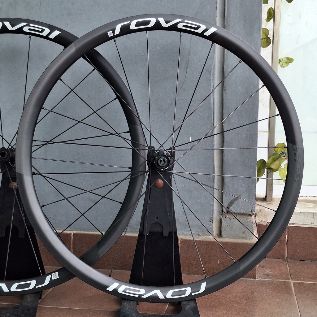 (Used) Wheelset ROVAL Alpinist CLX II White Decal