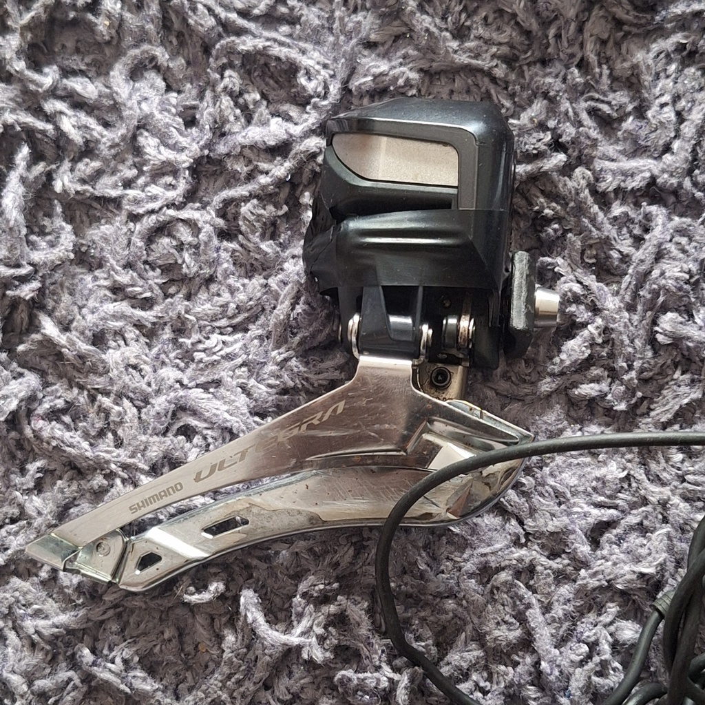 (Used) Kit Set SHIMANO Ultegra DI2 11 speed (brifter,caliper,fd,rd,chain,Rotor,Battery,Charger)