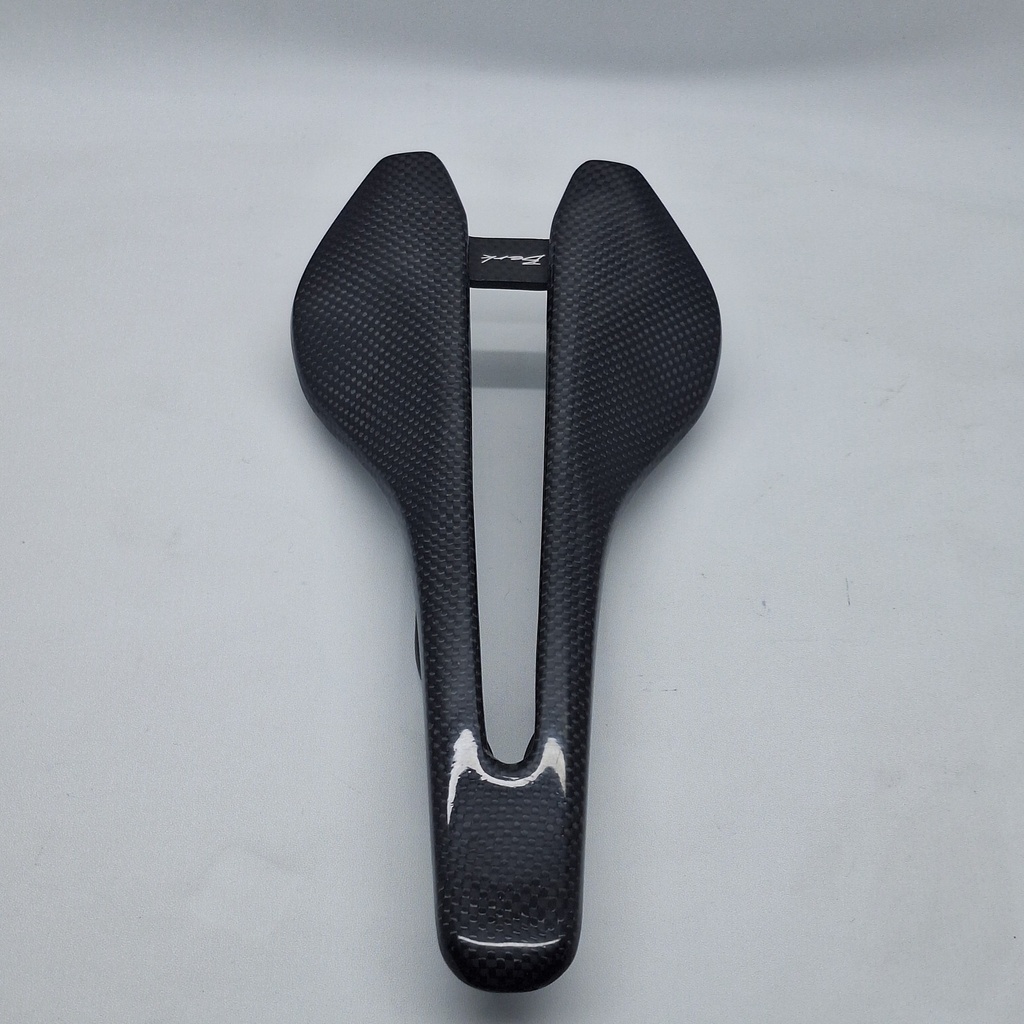 (Used) Saddle BERK Lupina Black Carbon 145