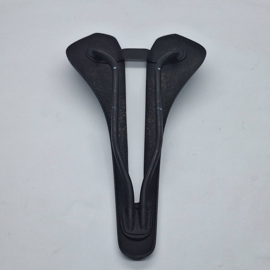 (Used) Saddle BERK Lupina Black Carbon 145