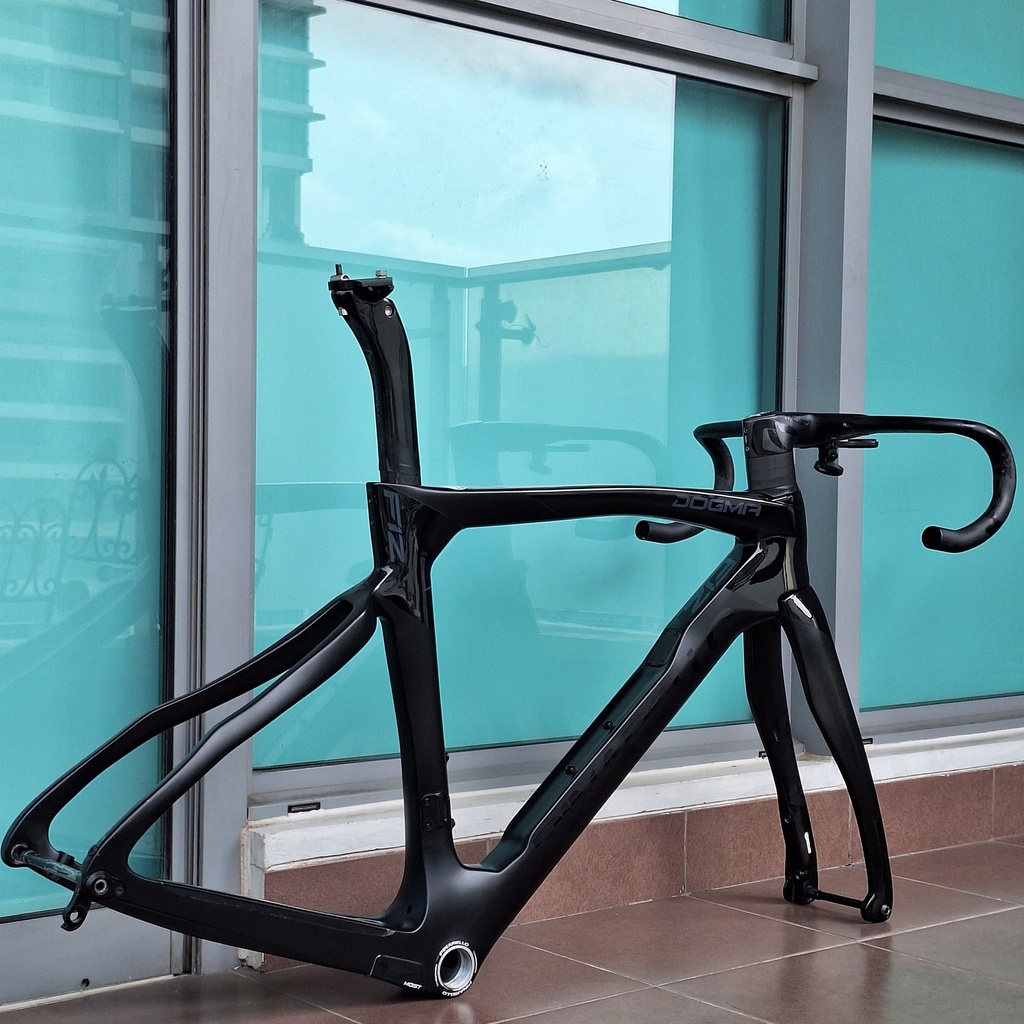 (Used) Frameset PINARELLO Dogma F12 465 Black On Black