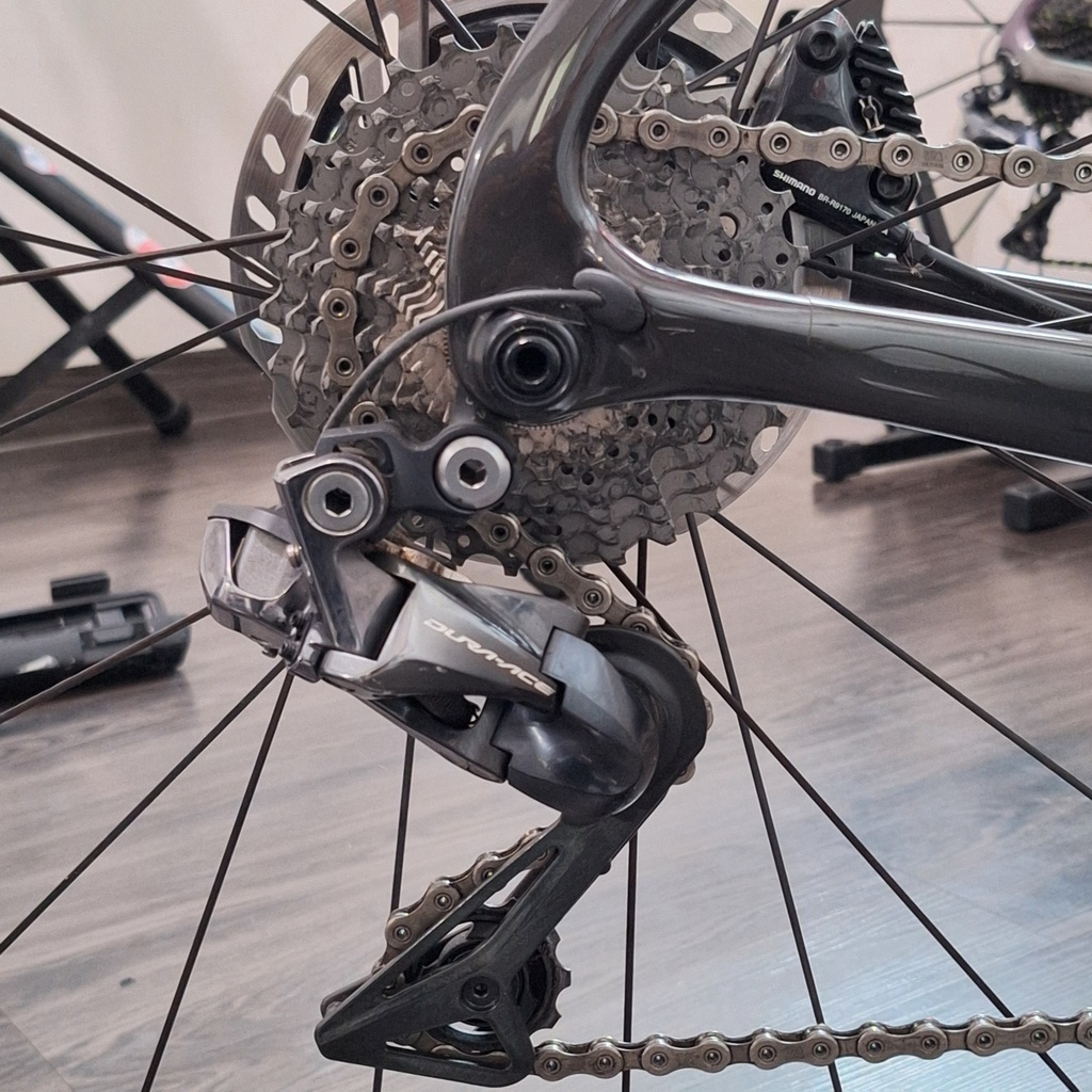 (Used) Kit Set SHIMANO Dura ace DI2 11 speed (brifter,caliper,fd,rd,chain,rotor,Battery,Charger)