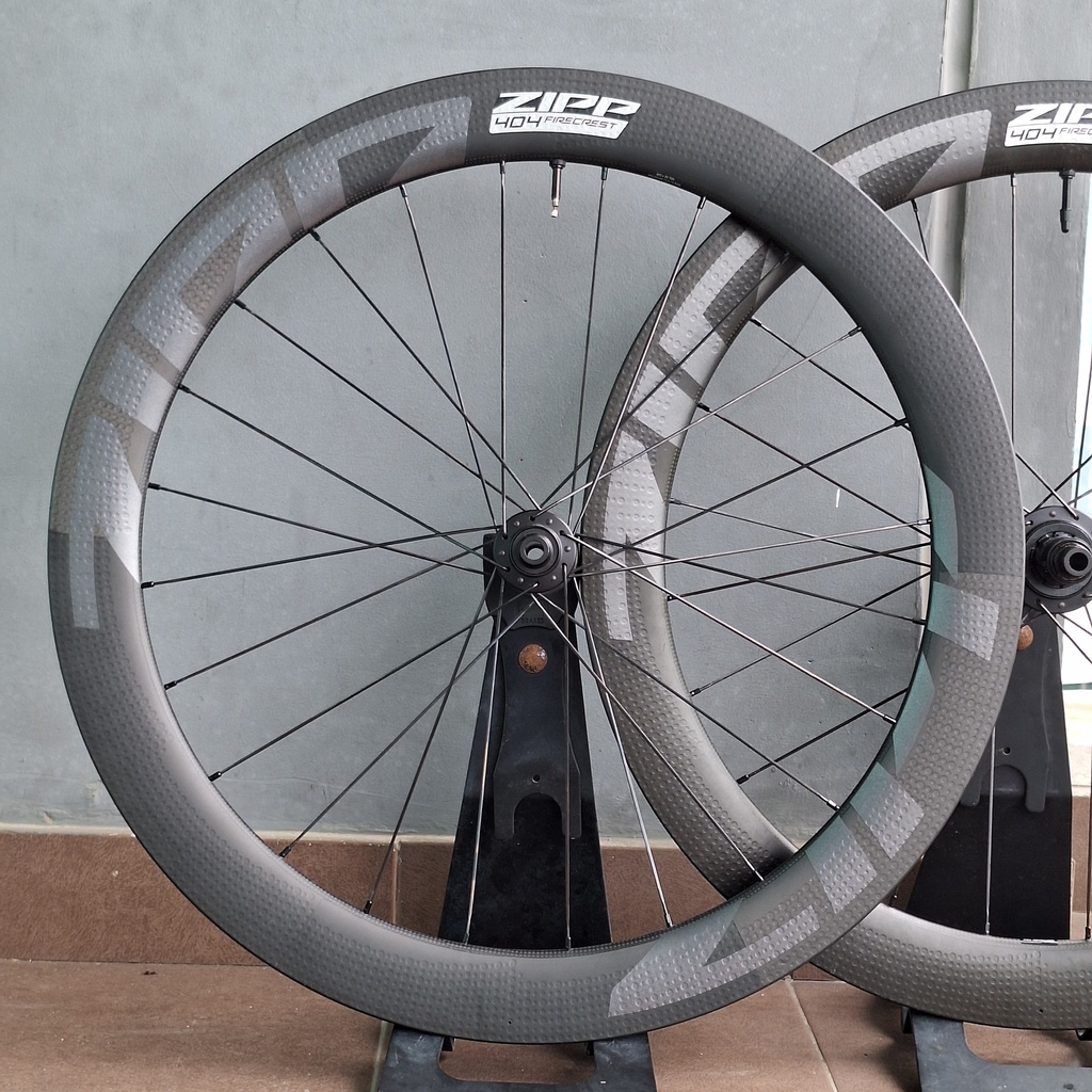 (Used) Front Wheel ZIPP 404 Firecrest  