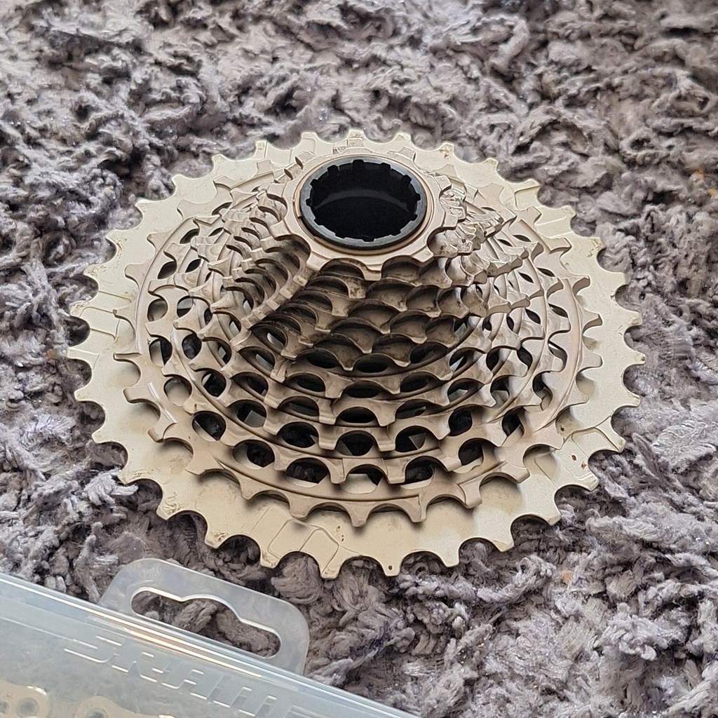 (Used) Cassette SRAM Red E1 10-33 AXS 