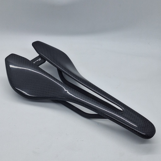 (Used) Saddle BERK Lupina Black Carbon 145