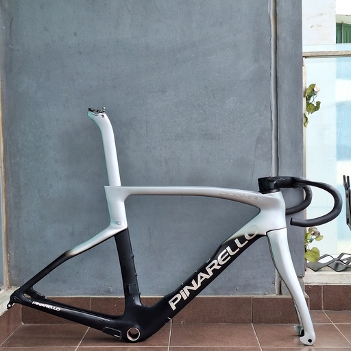 (Used) Frameset PINARELLO Dogma F 53 Plutonium Flash