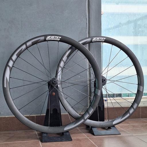 (Used) Wheelset ZIPP 303 Firecrest